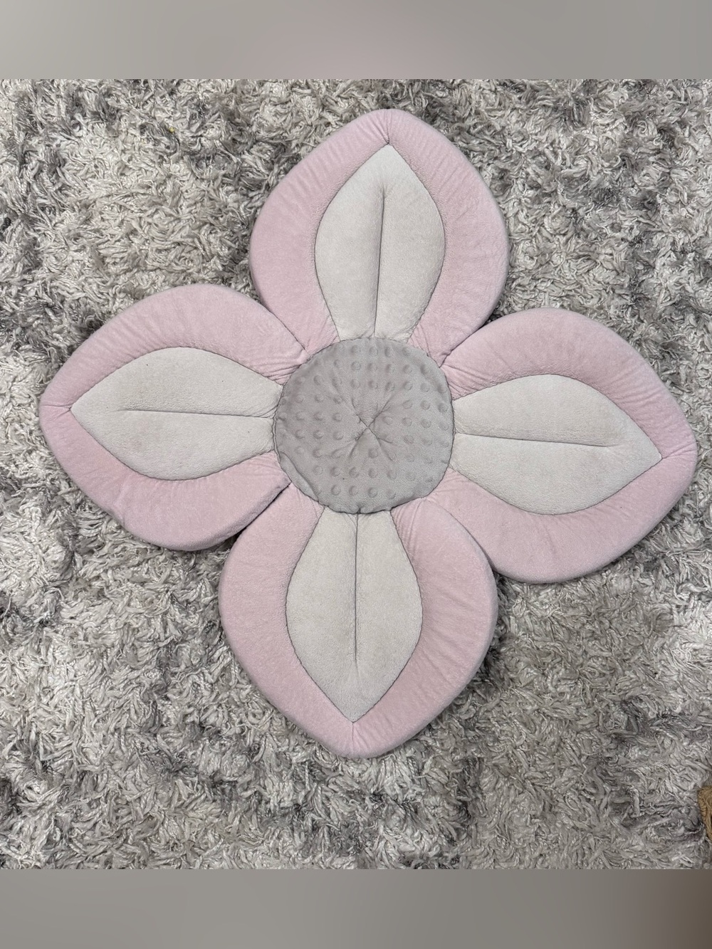 Baby infant bathtub or sink insert pink flower bloom